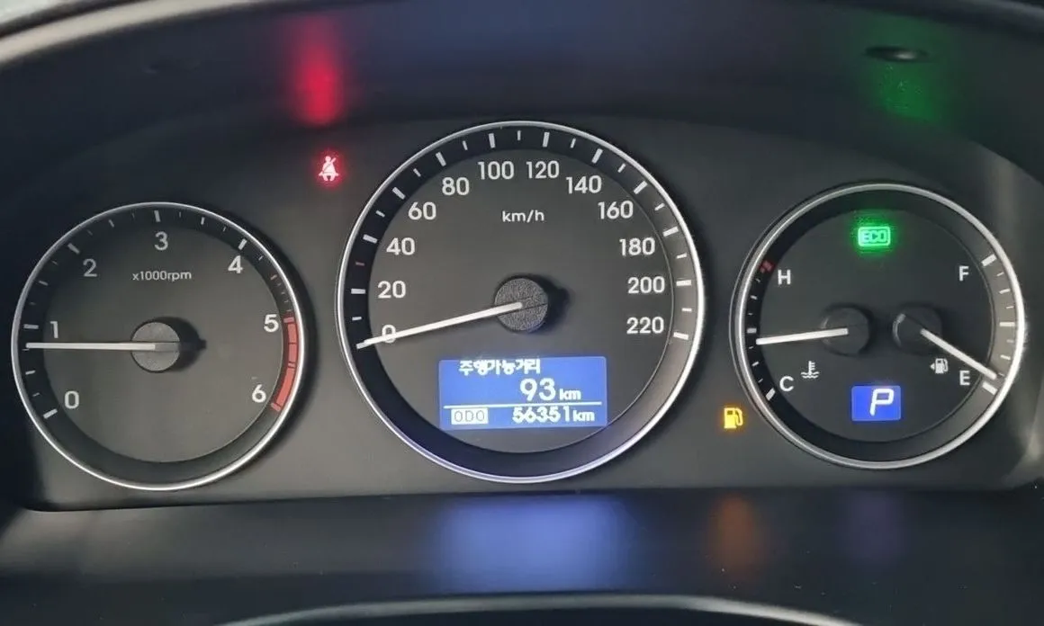 Hyundai Starex — фото 10
