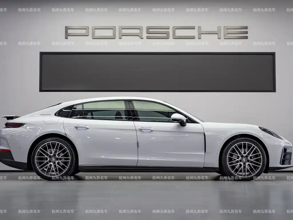 Porsche Panamera — фото 2