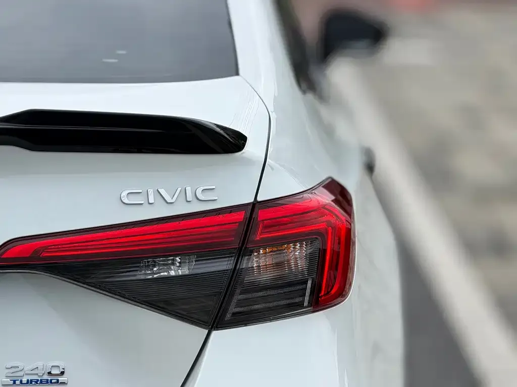 Honda Civic — фото 7