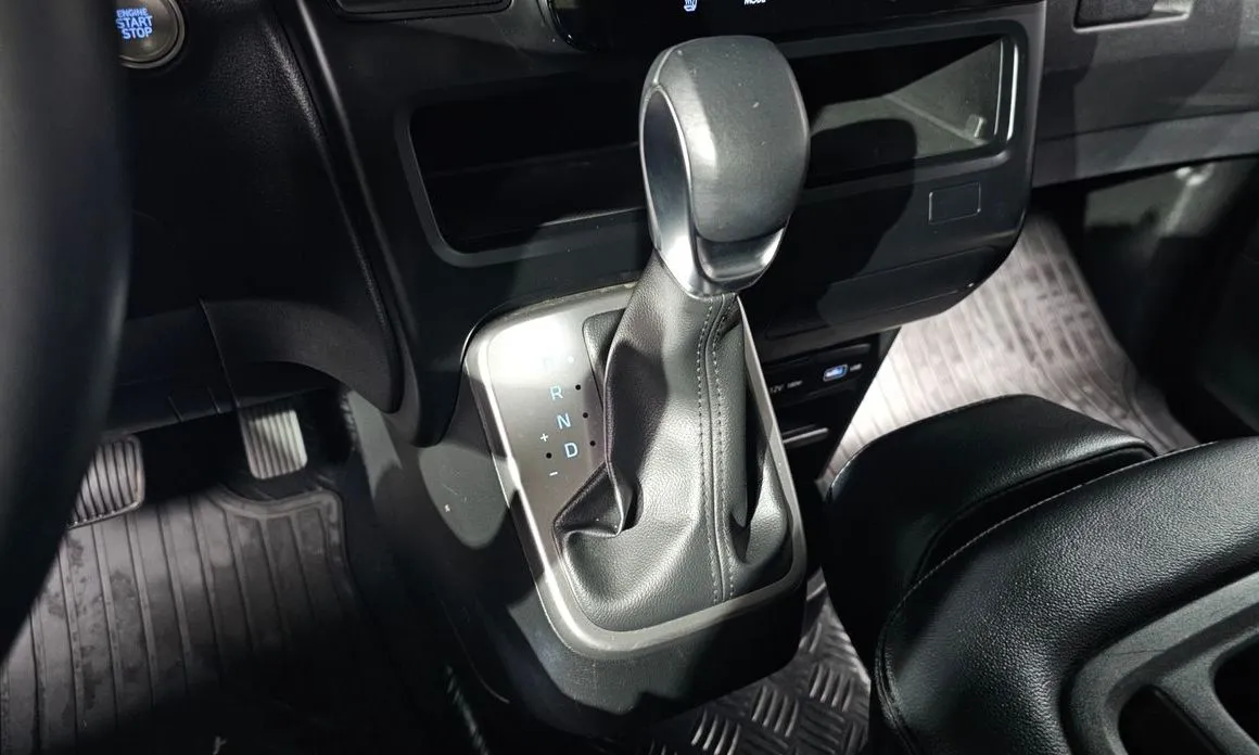 Hyundai Staria — фото 9