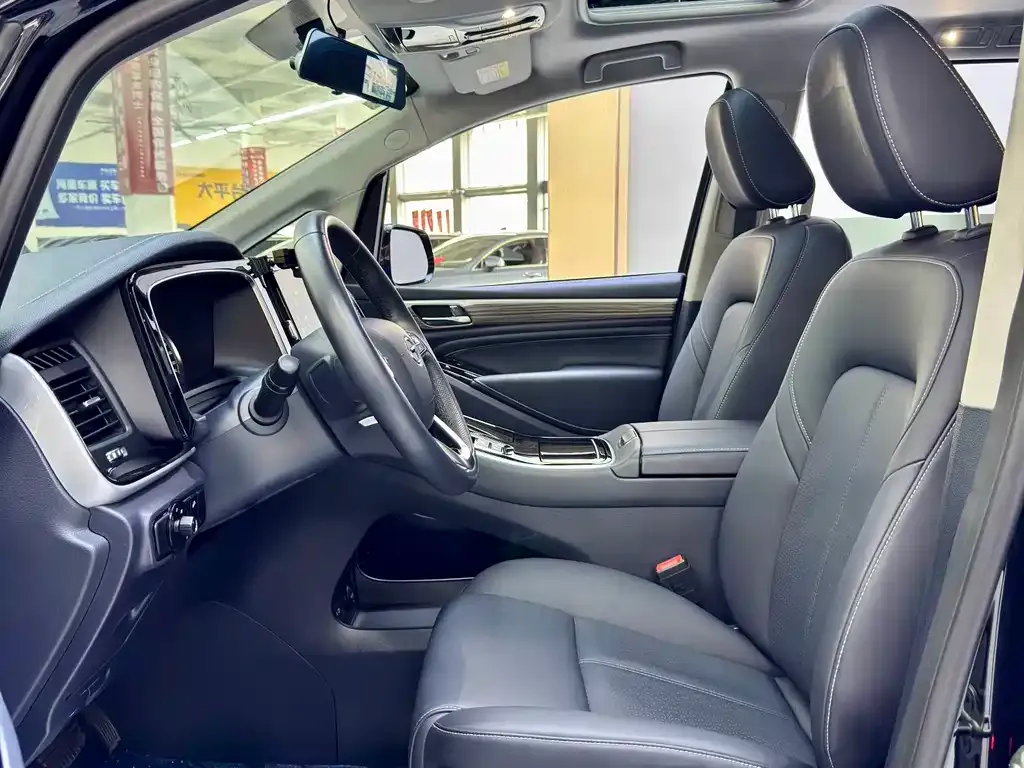 GAC Motor Trumpchi M8 — фото 4