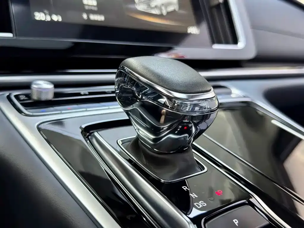 GAC Motor Trumpchi M8 — фото 9