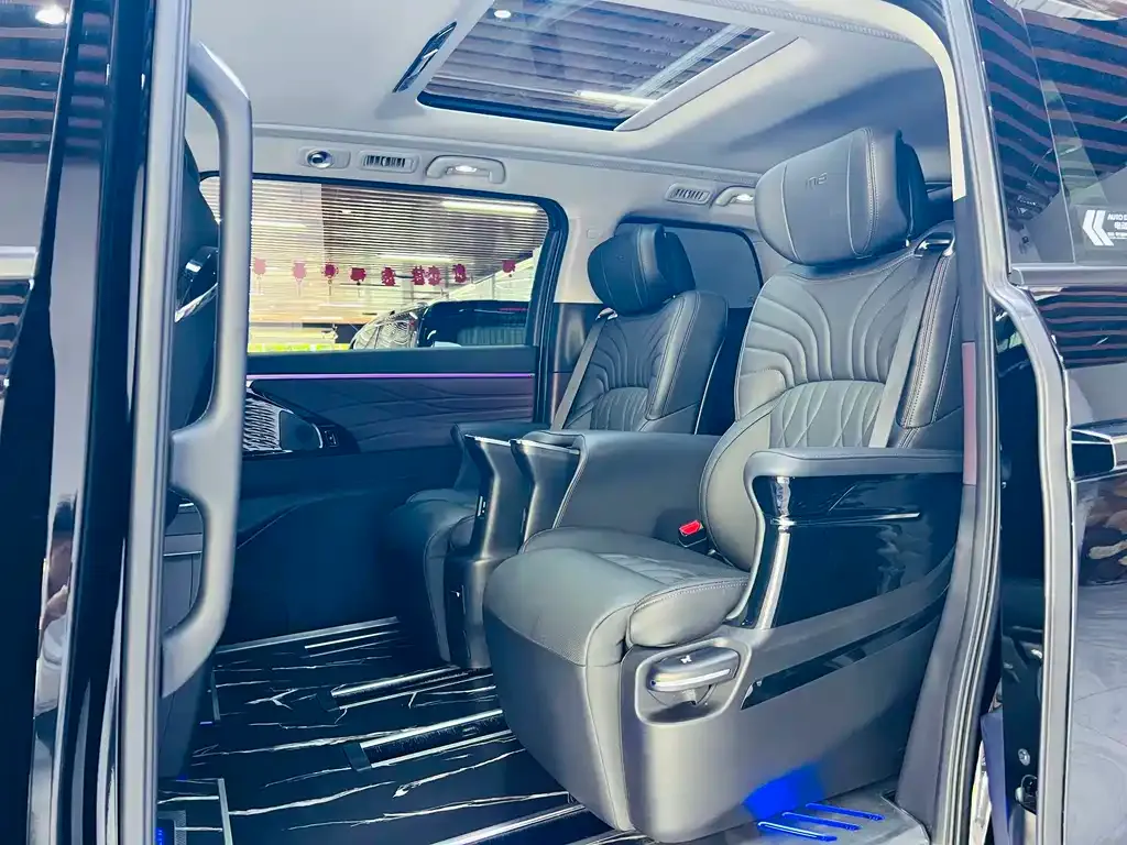 GAC Motor Trumpchi M8 — фото 6