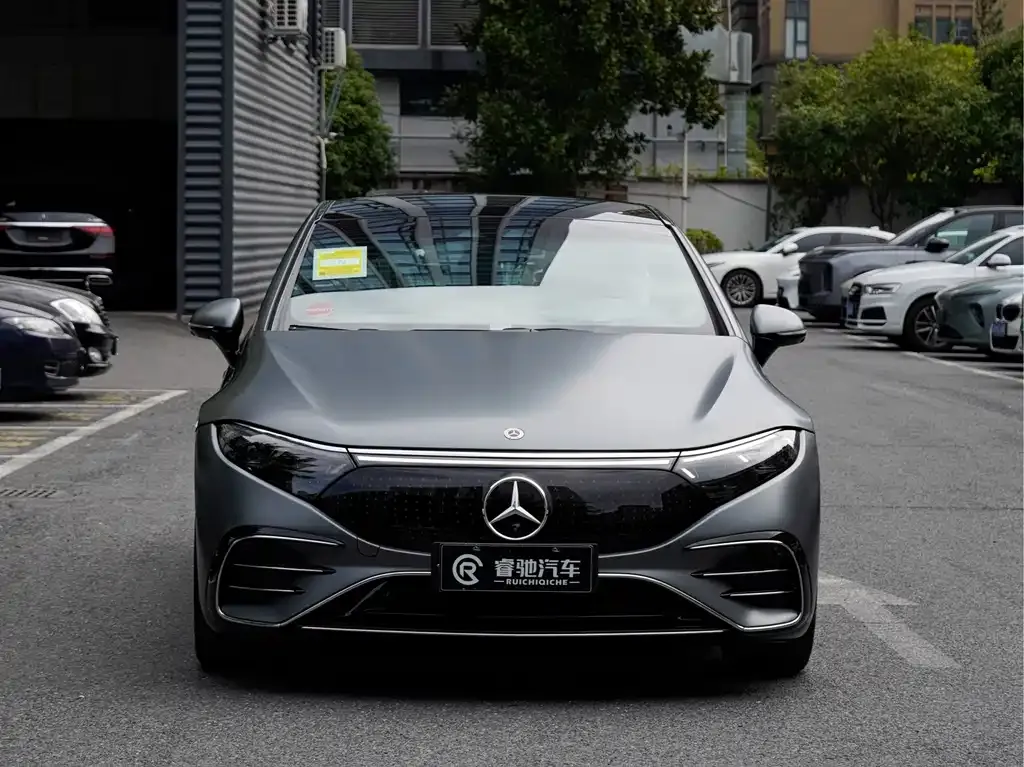 Mercedes-Benz EQS — фото 10
