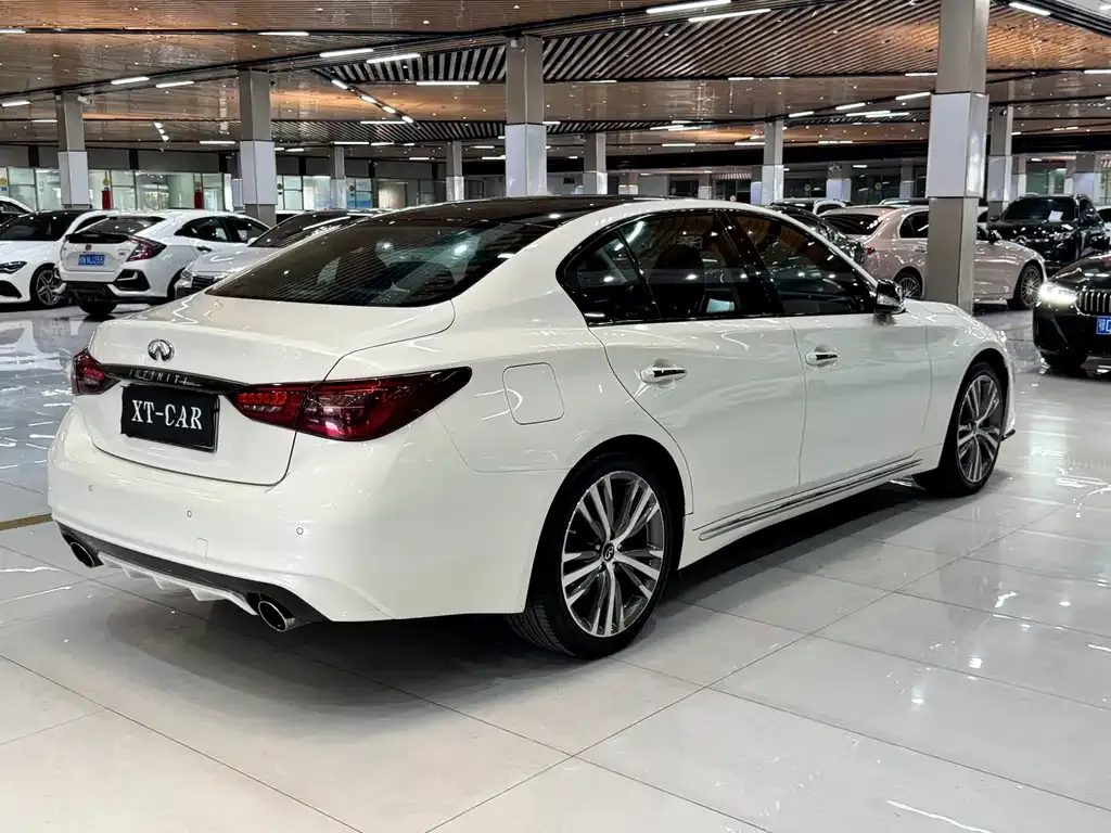 Infiniti Q50L — фото 7