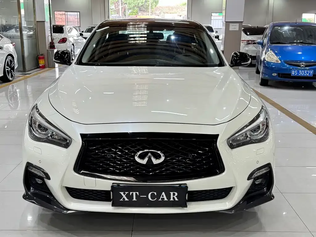 Infiniti Q50L — фото 9