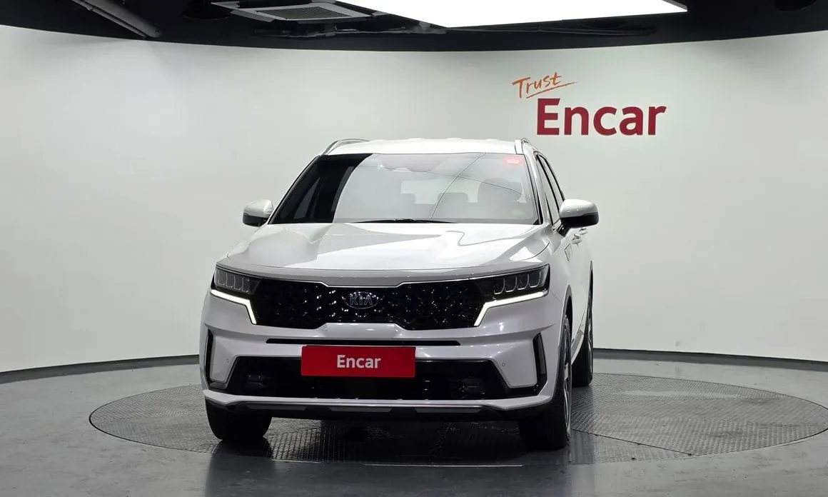 Kia Sorento — фото 5