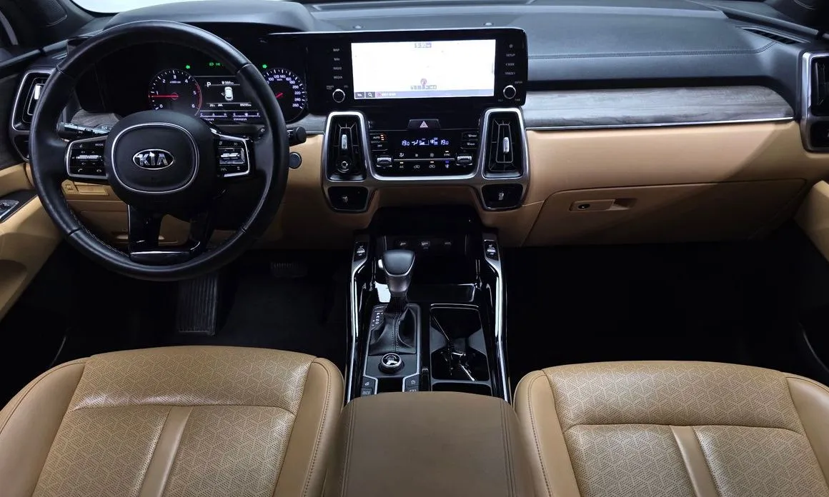 Kia Sorento — фото 10