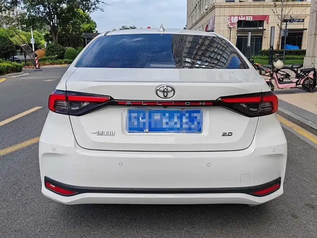 Toyota Allion — фото 7