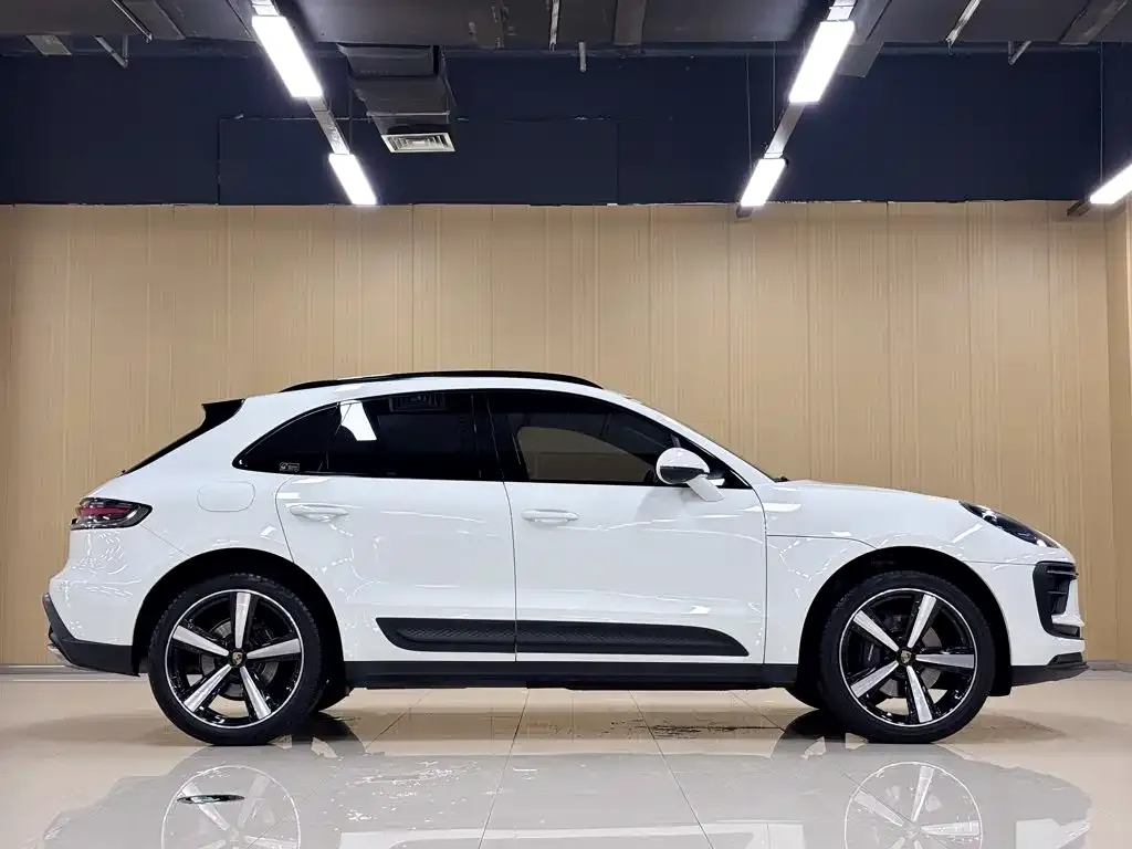 Porsche Macan — фото 8