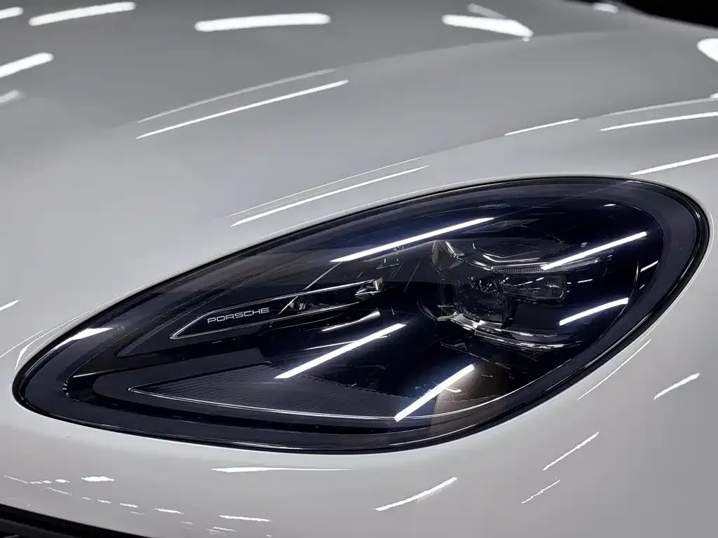 Porsche Macan — фото 10