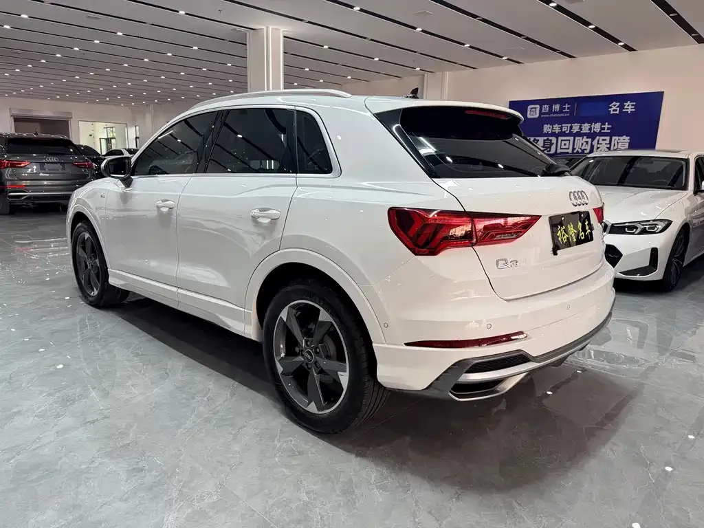 Audi Q3 — фото 2