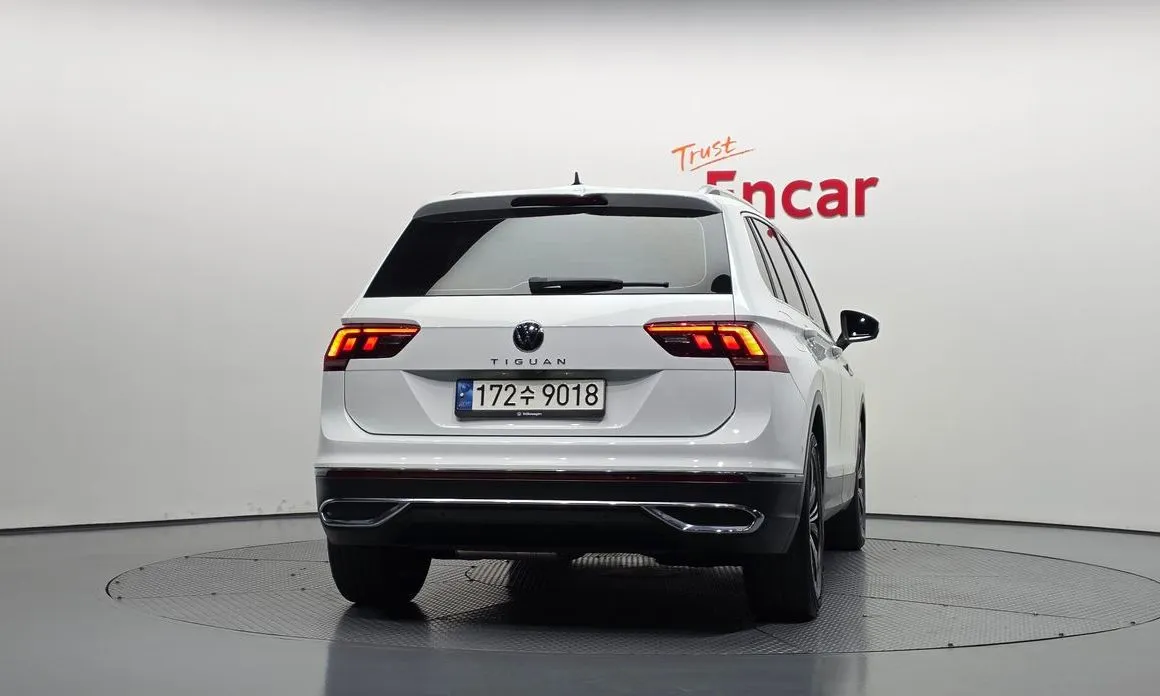 Volkswagen Tiguan — фото 4
