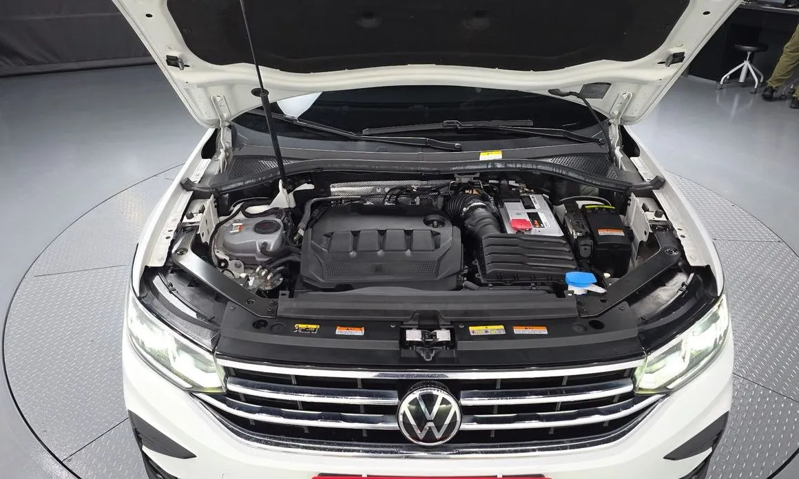 Volkswagen Tiguan — фото 10