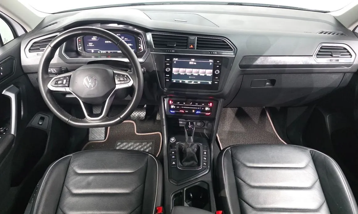 Volkswagen Tiguan — фото 5