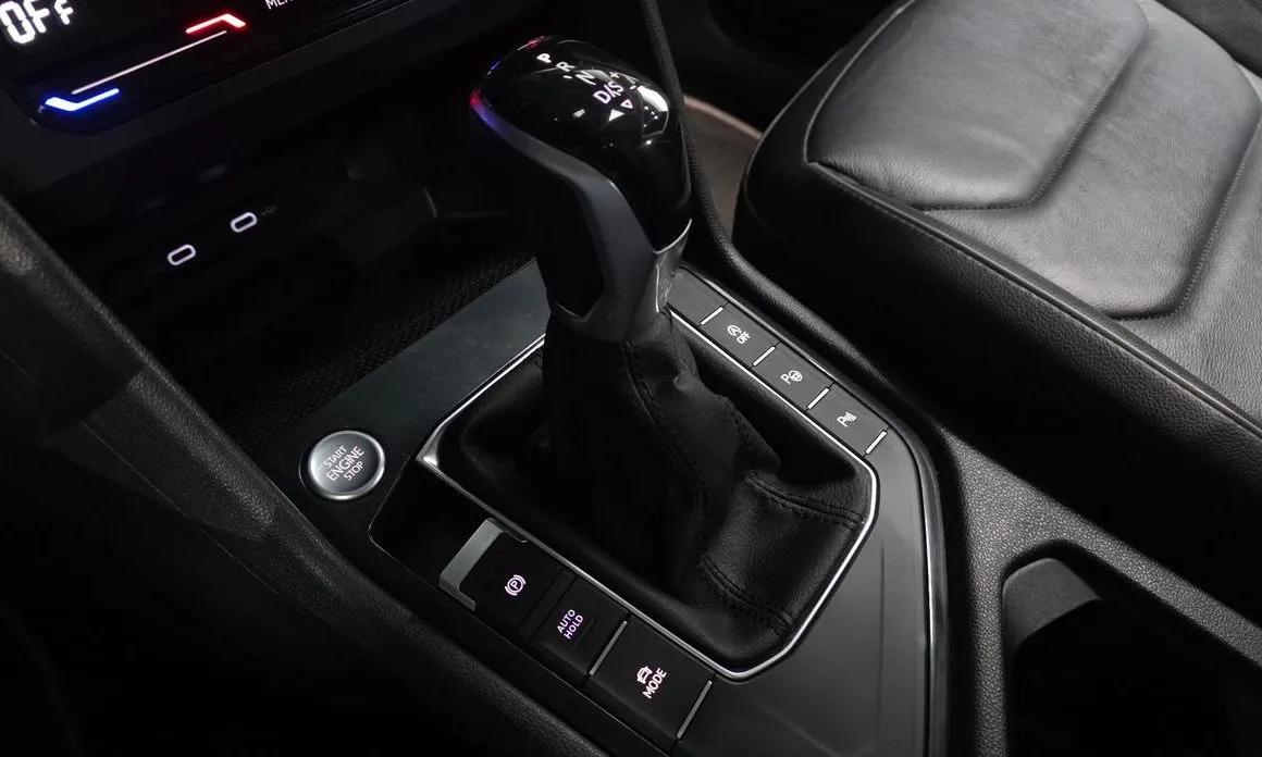 Volkswagen Tiguan — фото 6