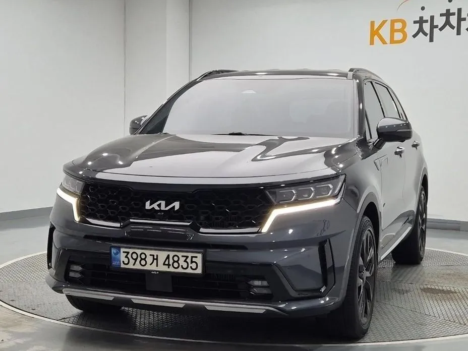 Kia Sorento — фото 1