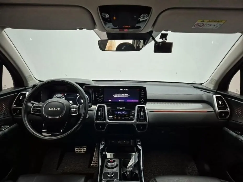 Kia Sorento — фото 4