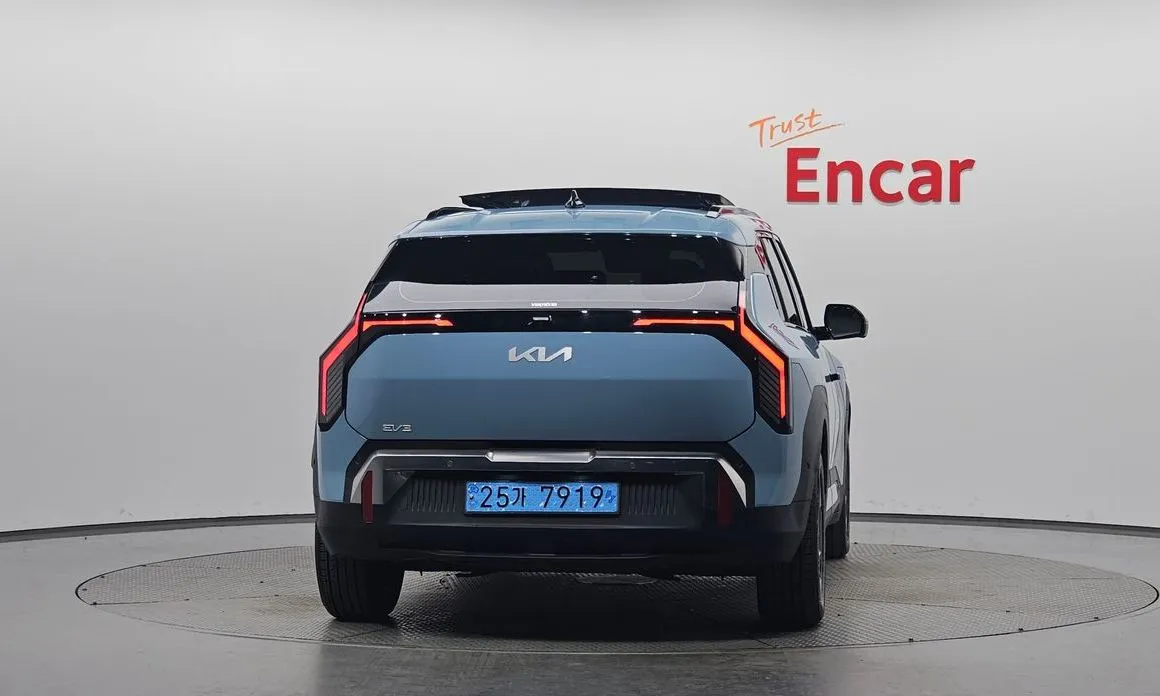Kia EV3 — фото 5