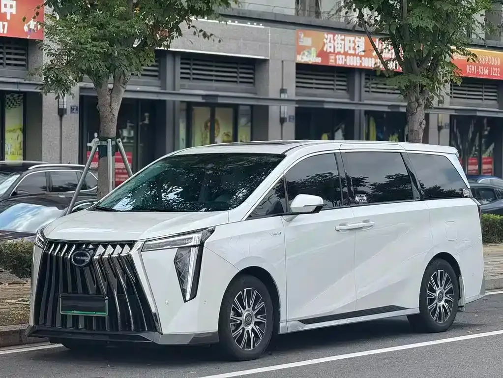 GAC Motor Trumpchi E9 — фото 1