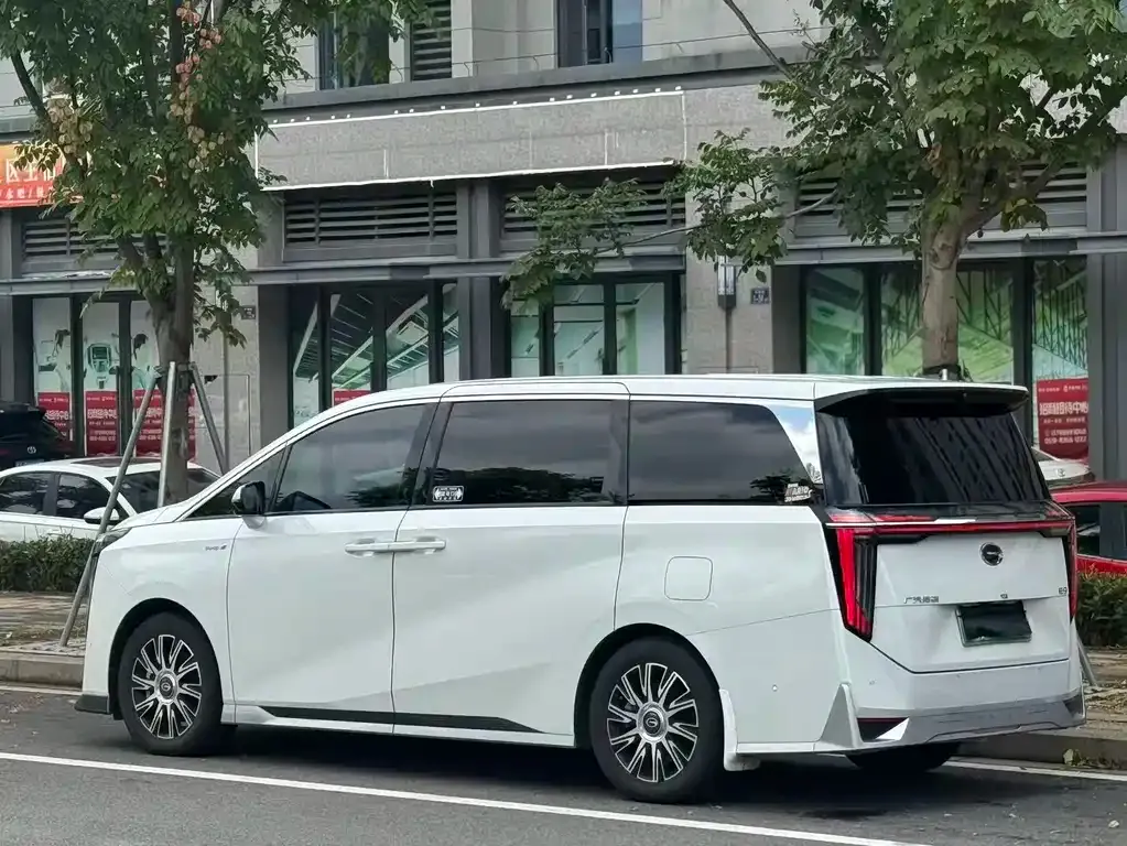 GAC Motor Trumpchi E9 — фото 7
