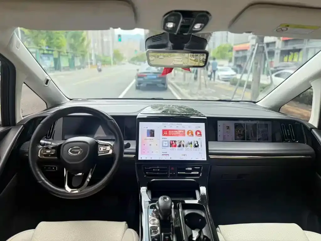 GAC Motor Trumpchi E9 — фото 2