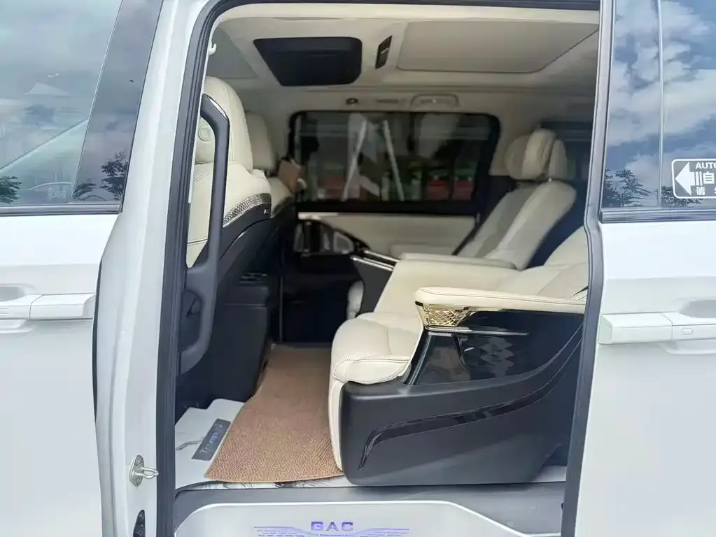 GAC Motor Trumpchi E9 — фото 6