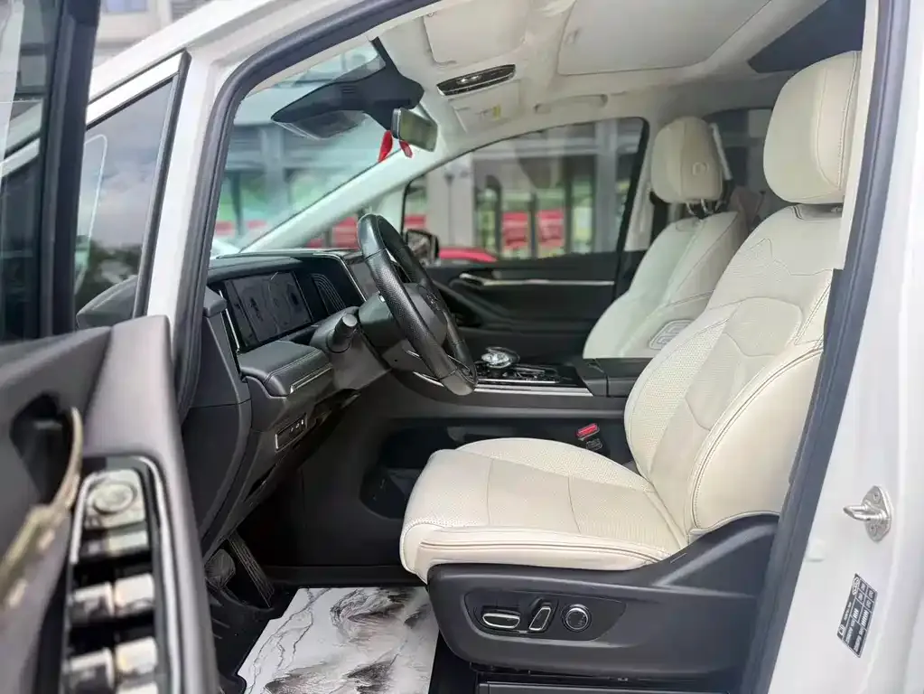 GAC Motor Trumpchi E9 — фото 4