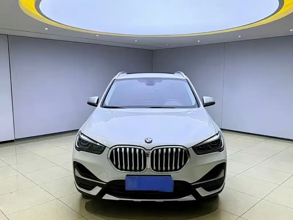 BMW X1 — фото 3