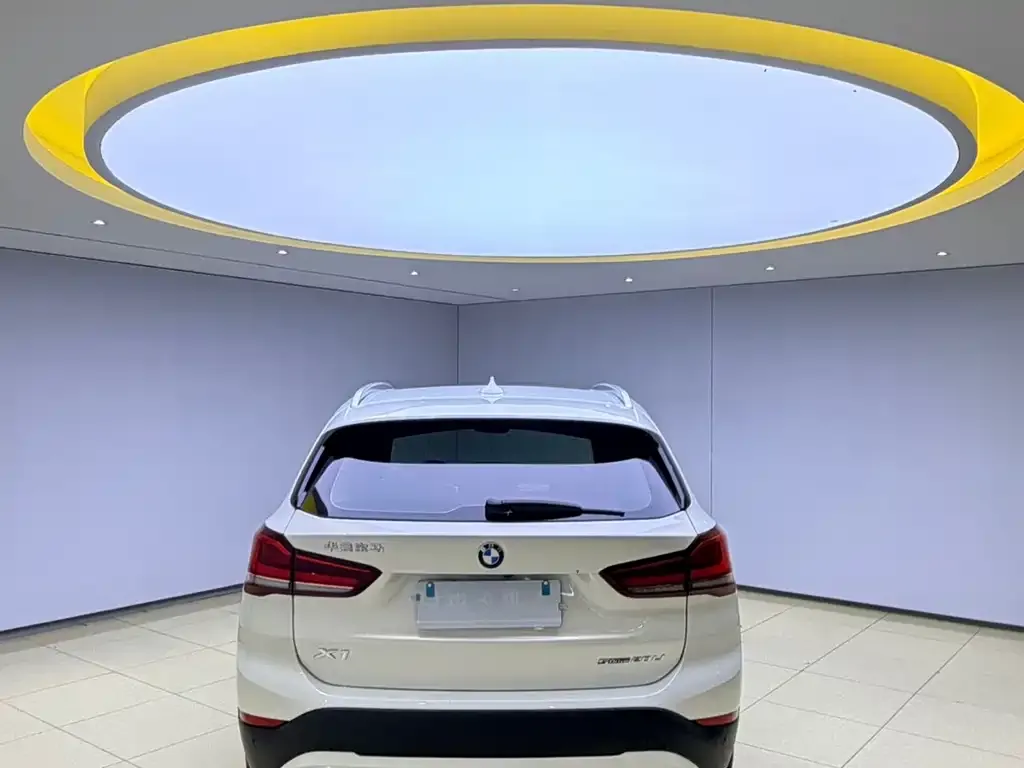 BMW X1 — фото 4