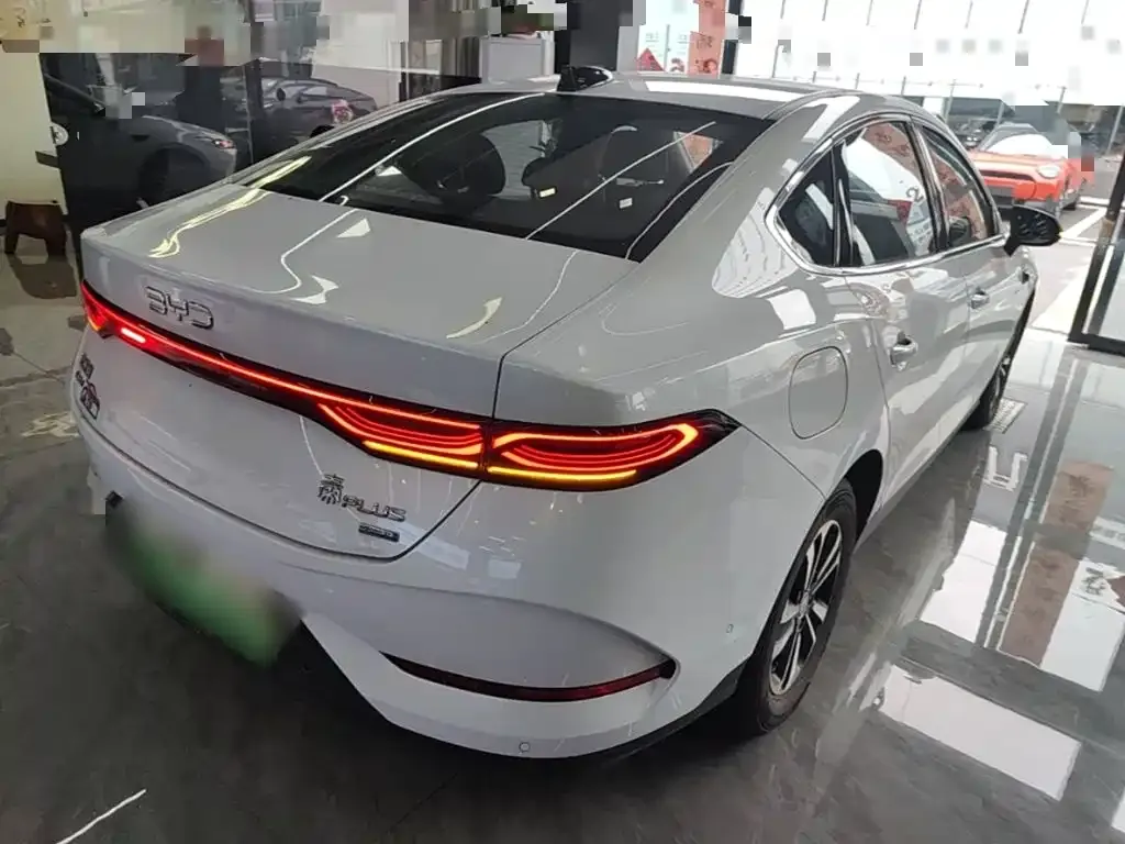 BYD Qin PLUS — фото 7