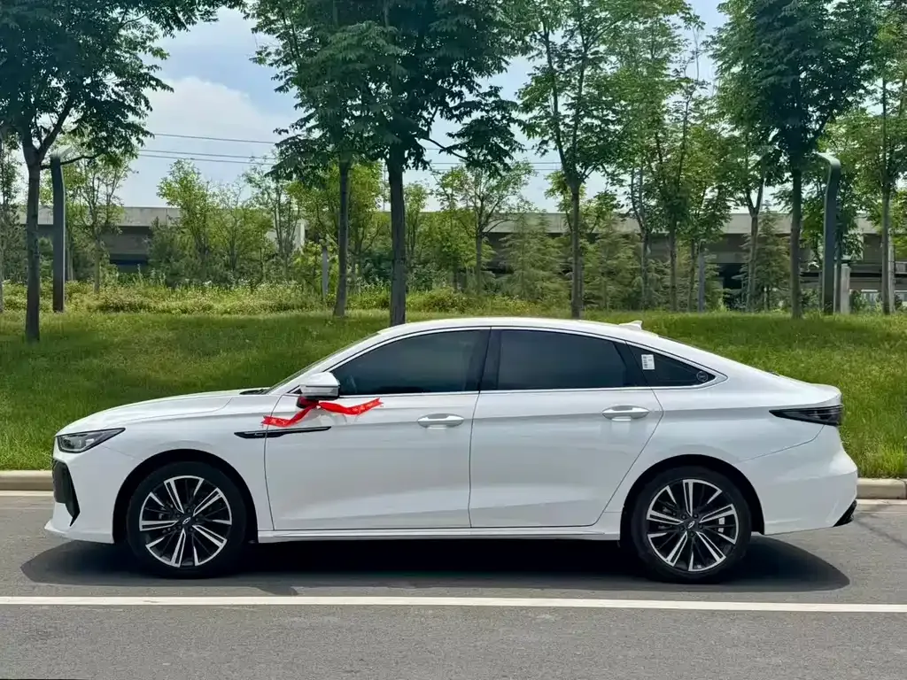 Chery Arrizo 8 PRO — фото 9
