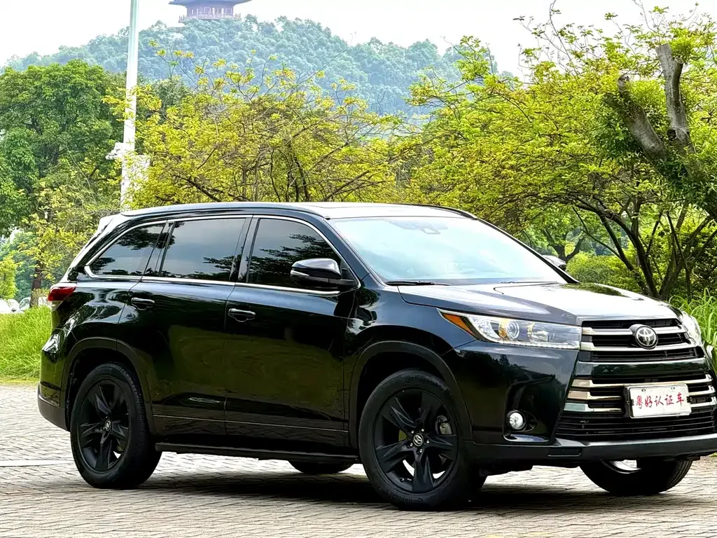 Toyota Highlander — фото 5