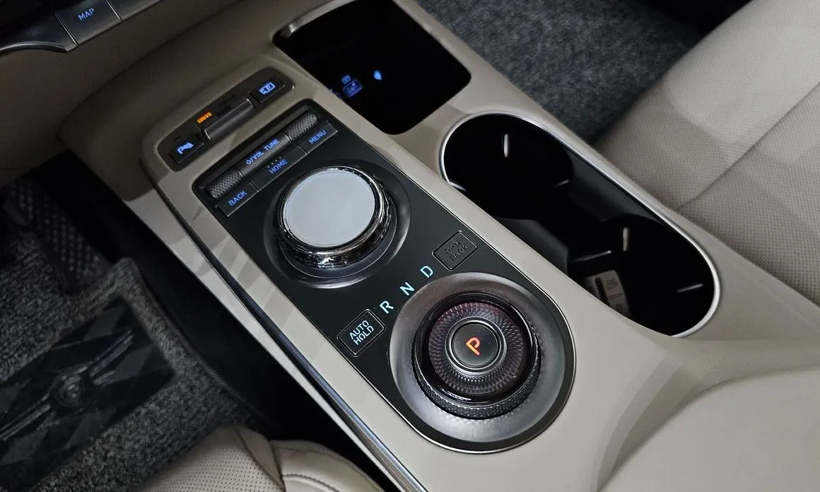 Genesis GV70 — фото 10