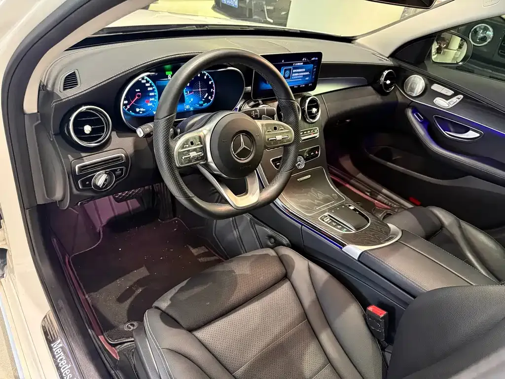 Mercedes-Benz C-Class — фото 10