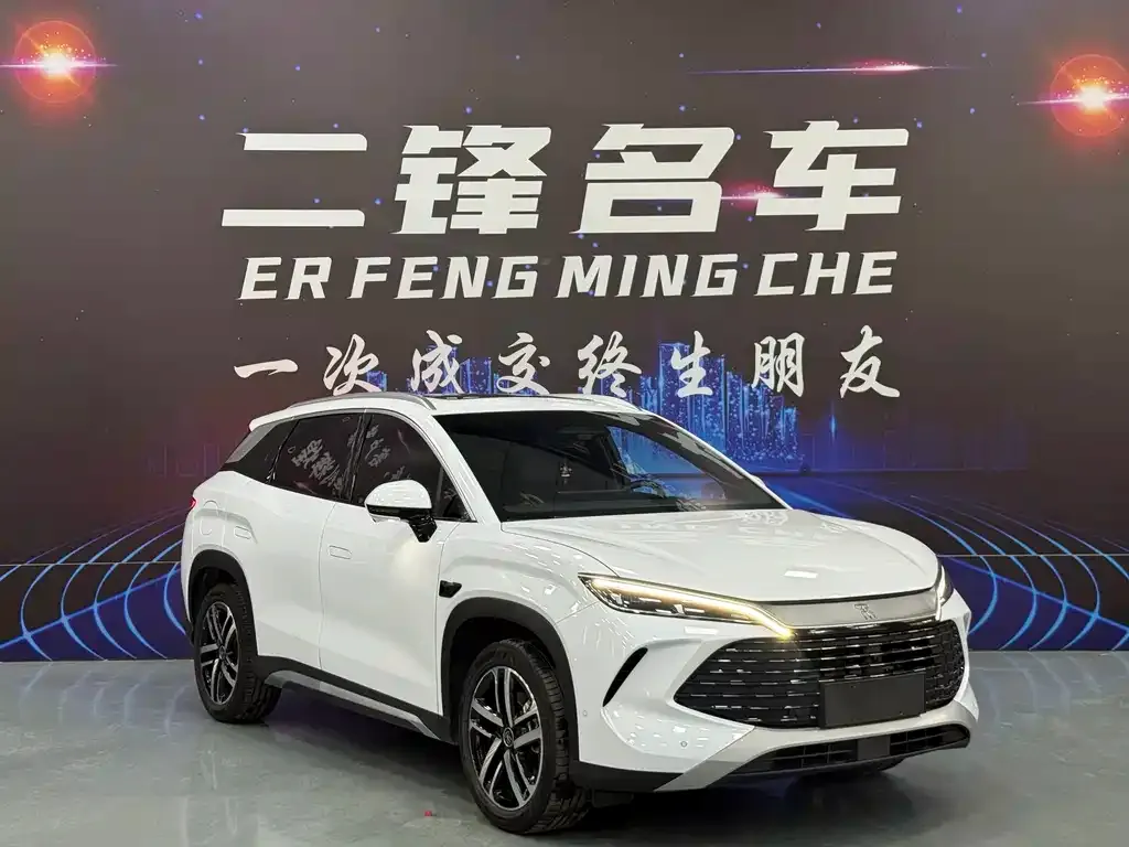 BYD L DM-i — фото 2