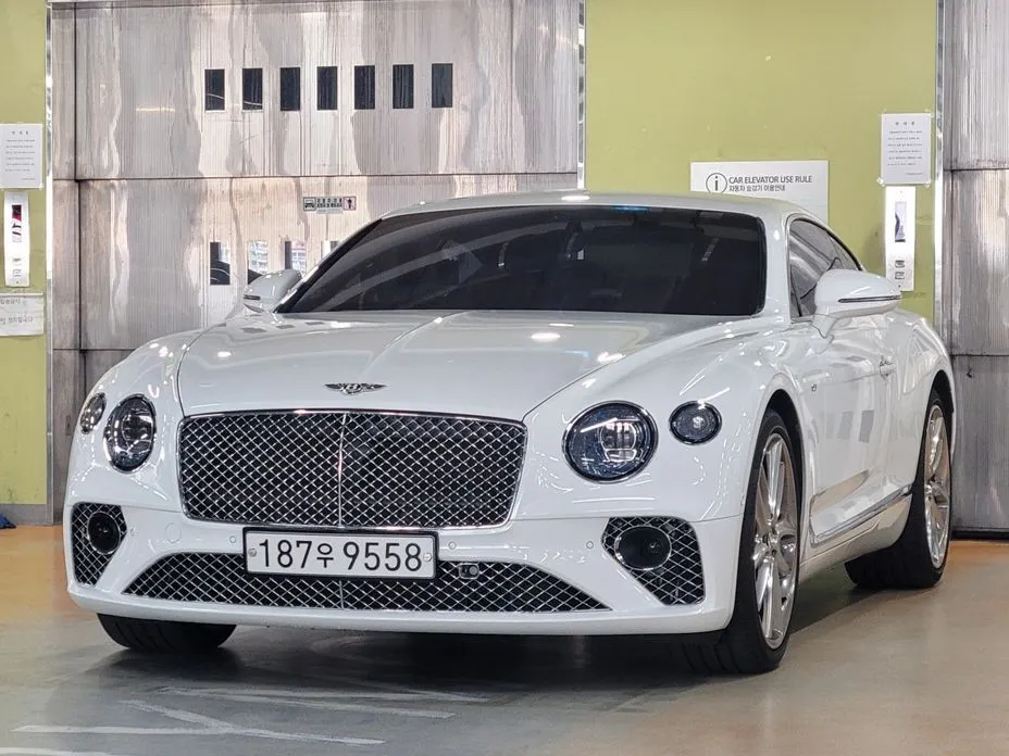 Bentley Continental — фото 1