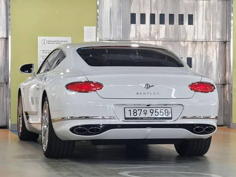 Bentley Continental — фото 9
