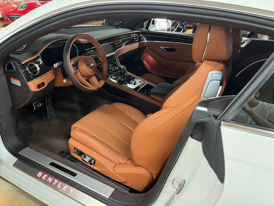 Bentley Continental — фото 7