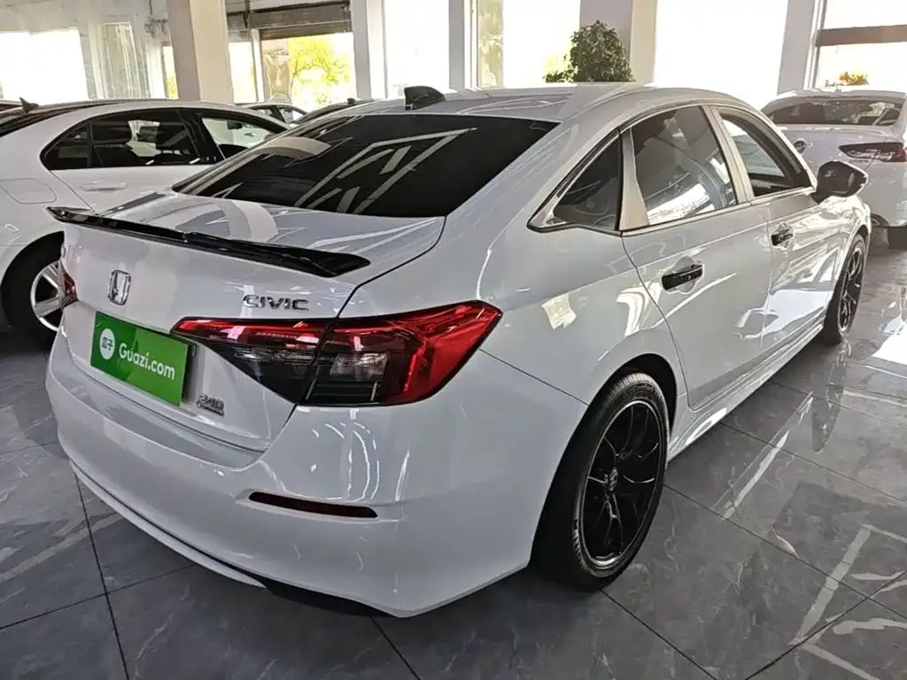 Honda Civic — фото 9