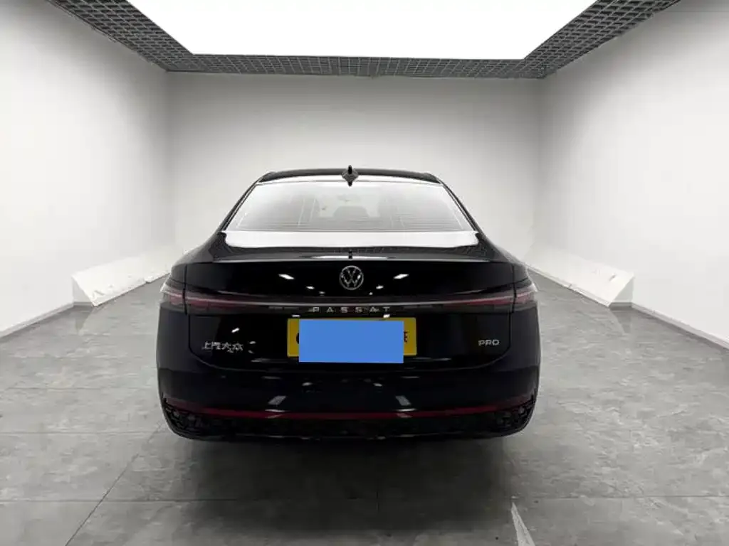 Volkswagen Passat — фото 4