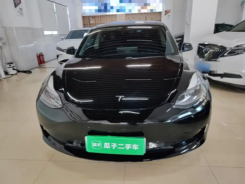 Tesla Model 3 — фото 2