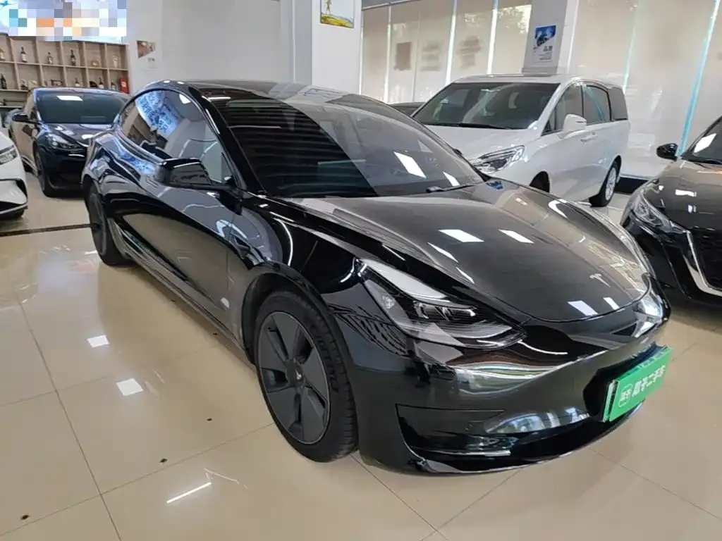 Tesla Model 3 — фото 6