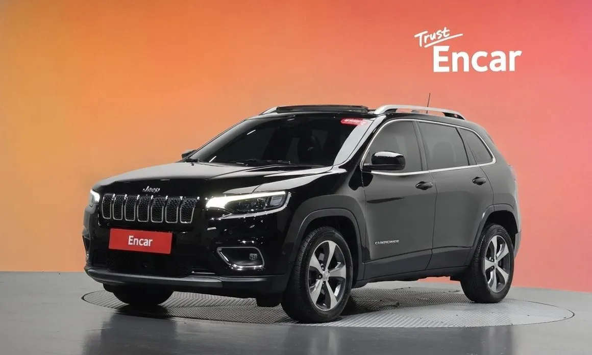 Jeep Cherokee — фото 1