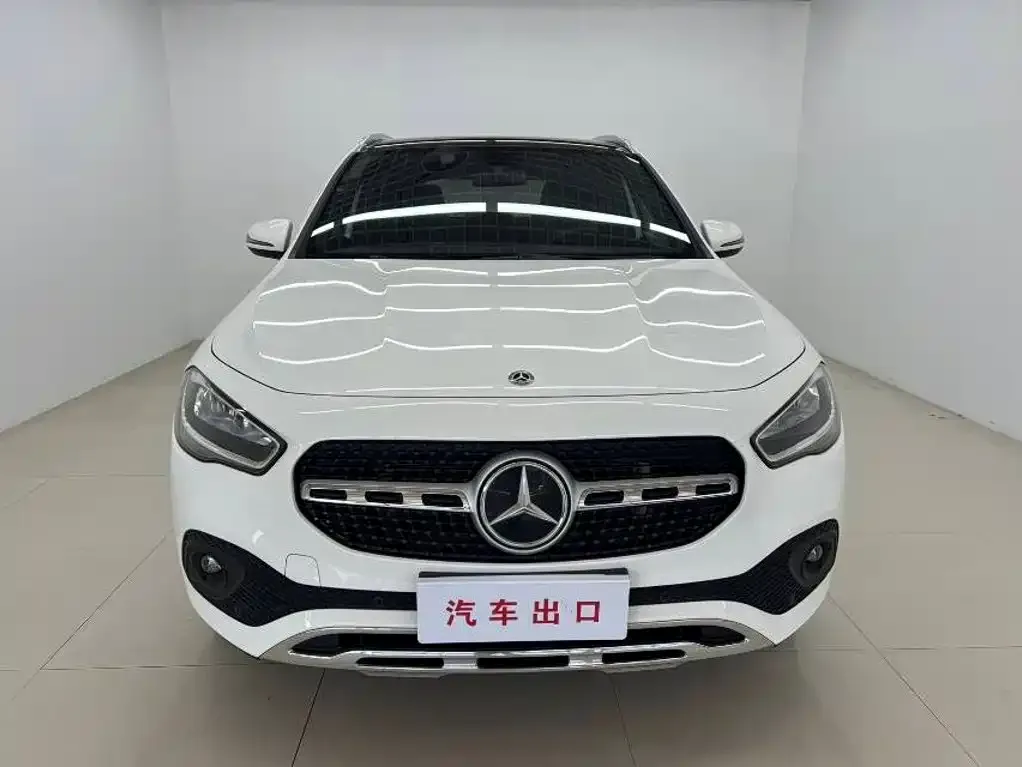 Mercedes-Benz GLA — фото 8