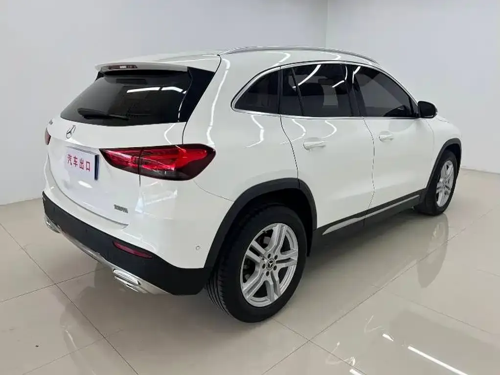 Mercedes-Benz GLA — фото 6