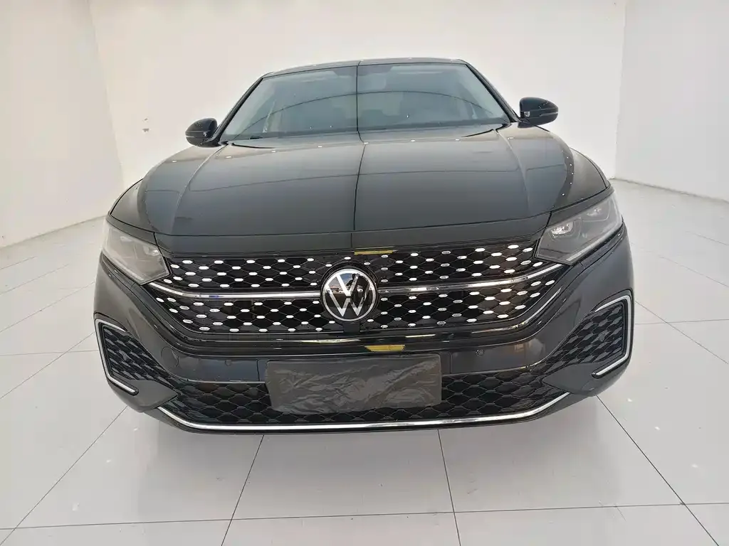Volkswagen Passat — фото 8