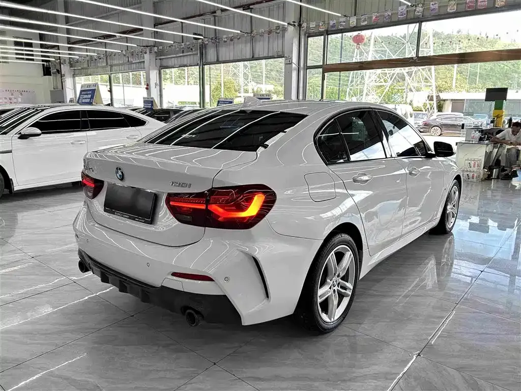 BMW 1 Series — фото 9