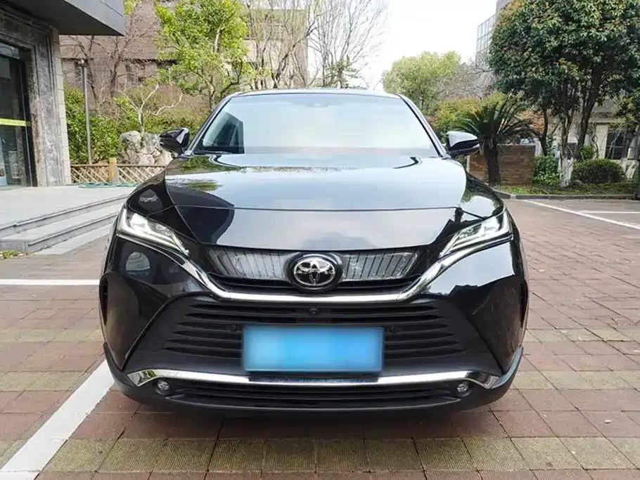 Toyota Harrier — фото 6