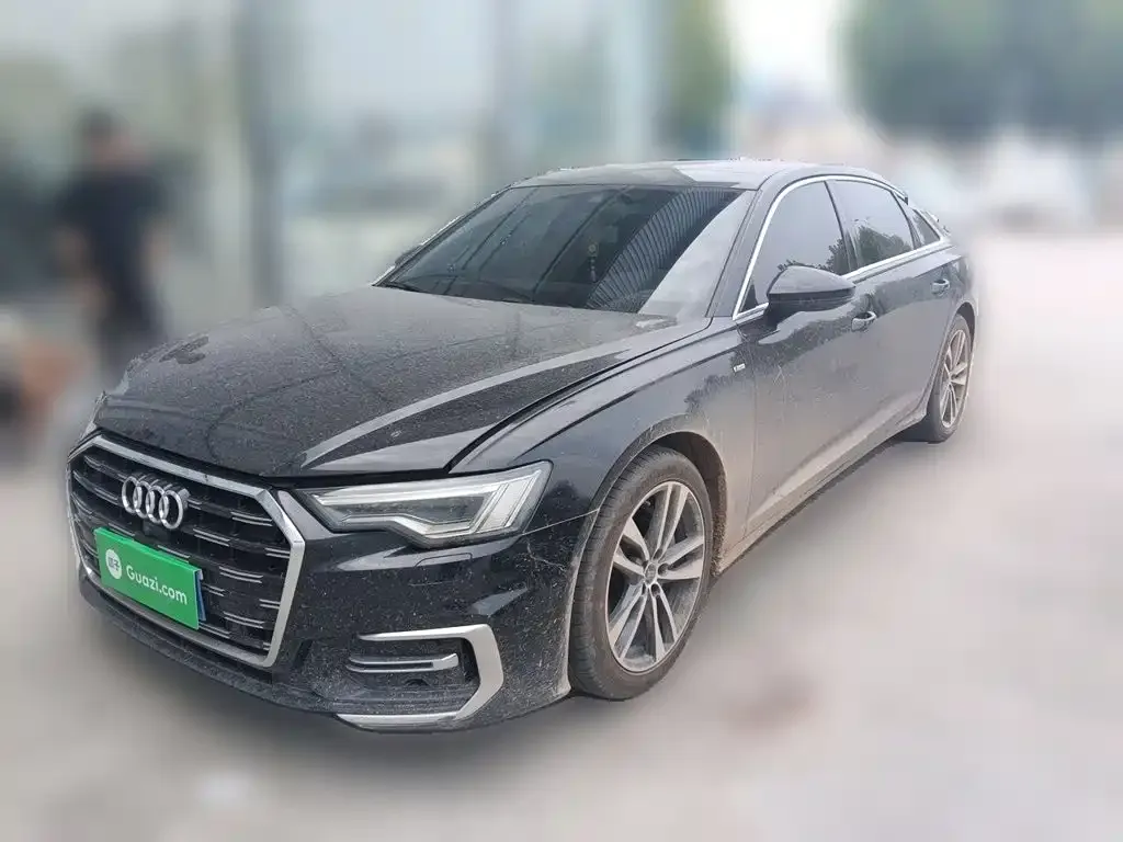 Audi A6L — фото 1